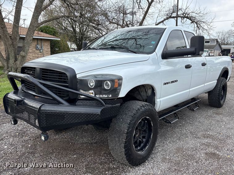 2006 Dodge Ram 2500 Ext. Cab pickup truck - EU7414
