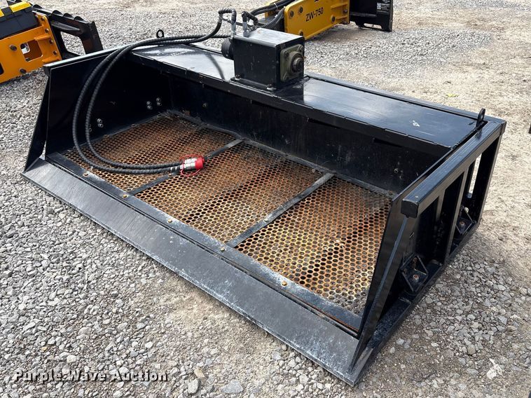 2025 Future VB59 skid steer screening bucket - EV2821