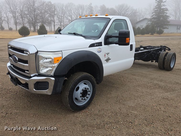 2016 Ford F550 Super Duty XL truck cab and chassis - EV5556