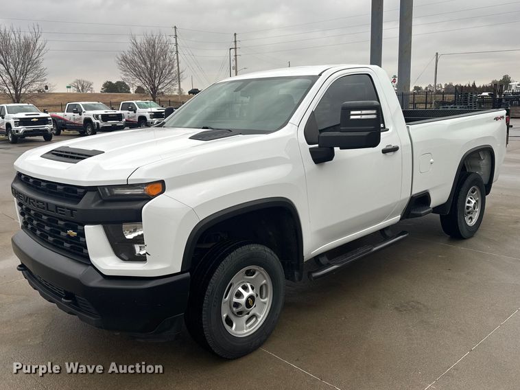 2022 Chevrolet Silverado 2500HD pickup truck - FB0932