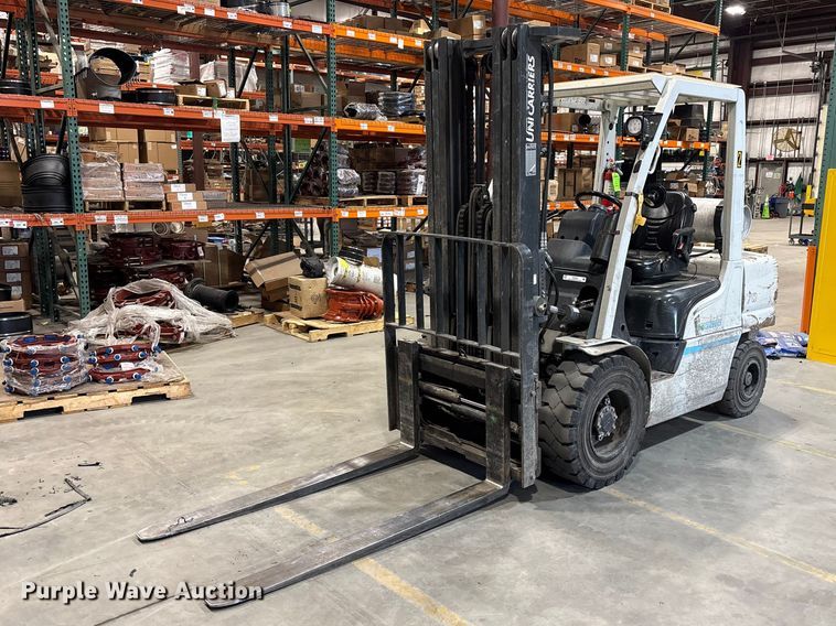 2016 UniCarriers PF70 forklift - FB5508