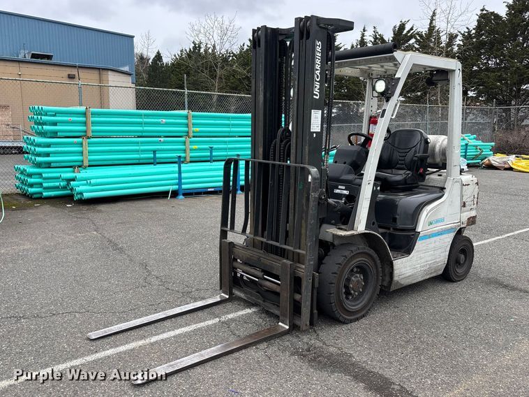 2017 UniCarriers PF50 forklift - FB5512