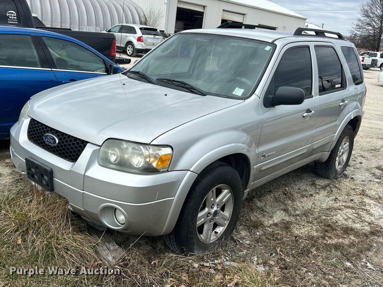 2007 Ford Escape Hybrid SUV - FC5143