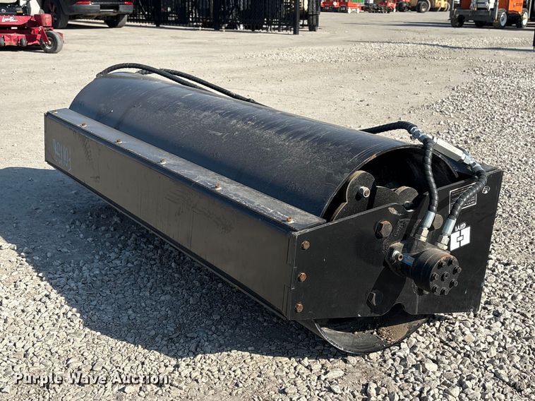 2025 Giyi GY-VR66 skid steer vibratory roller - FG2785