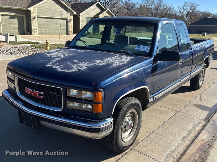 1995 GMC Sierra 2500 Ext. Cab pickup truck - FI0926