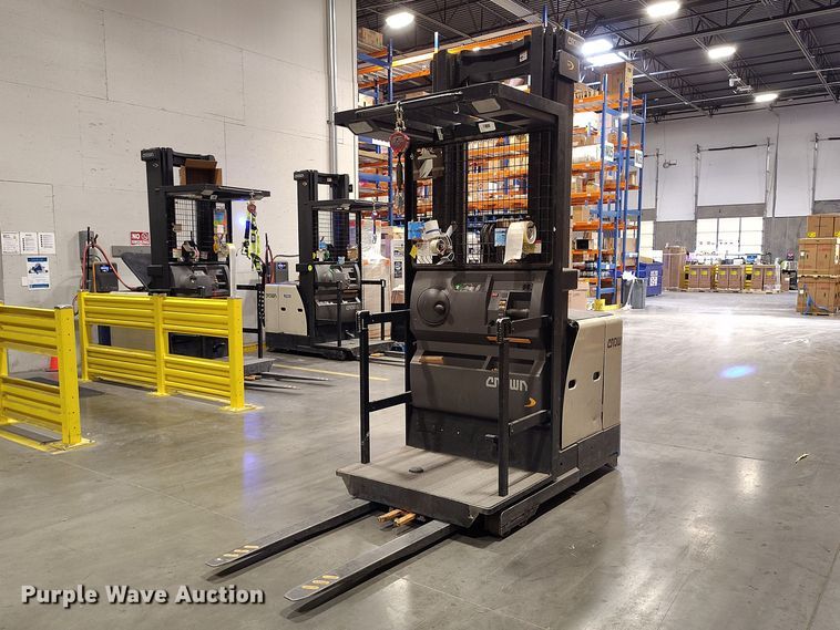 2016 Crown SP3520-30 order picker - IH9461