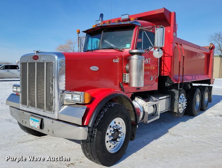 1995 Peterbilt 357 dump truck - EA2822
