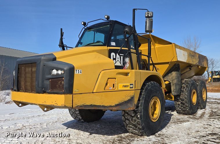 2015 Caterpillar 740B articulated haul truck - EB1275