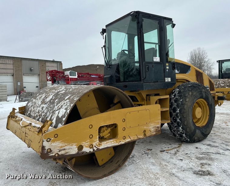 2008 Caterpillar CS56 single drum vibratory roller - FK1546
