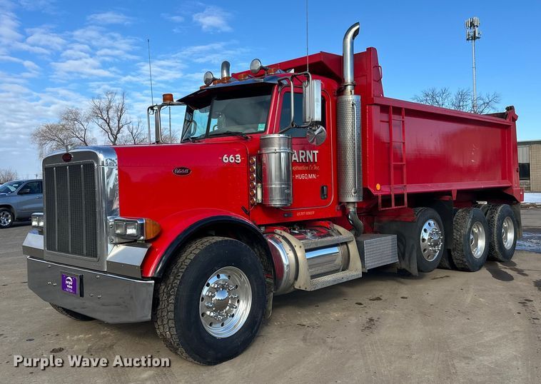 2007 Peterbilt 379 dump truck - FK1590