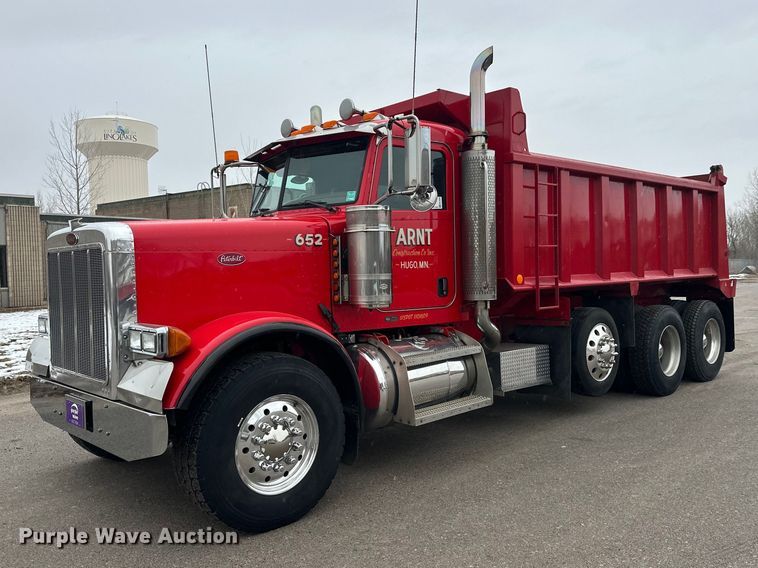 2006 Peterbilt 379 dump truck - FK1658
