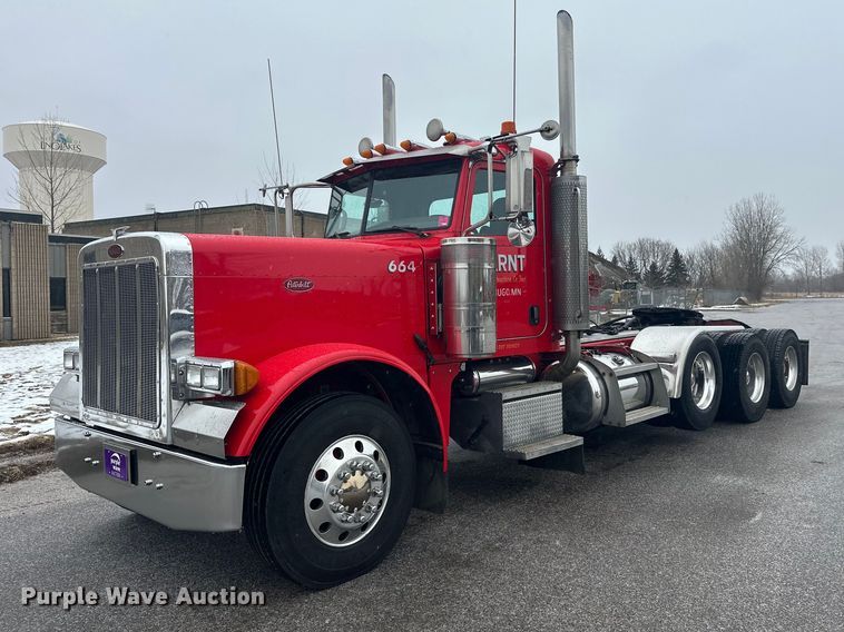 2007 Peterbilt 379 semi truck - FK1659