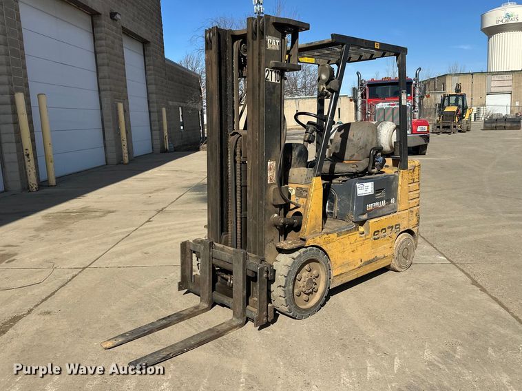 Caterpillar GC20 forklift - FK1680
