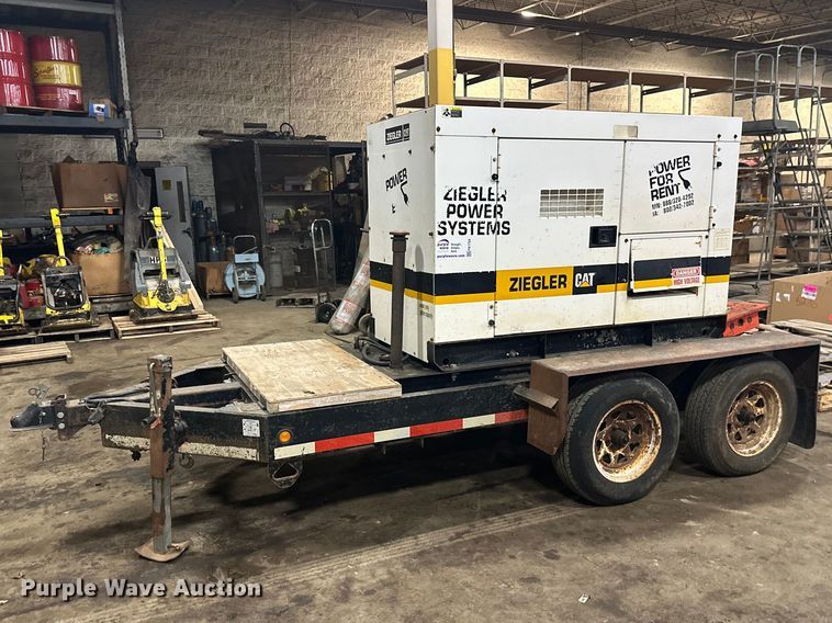 Whisperwatt DCA-45SSIU3 generator - FK1724