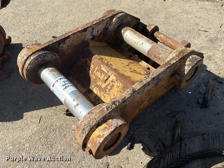 Excavator quick coupler - FK1737