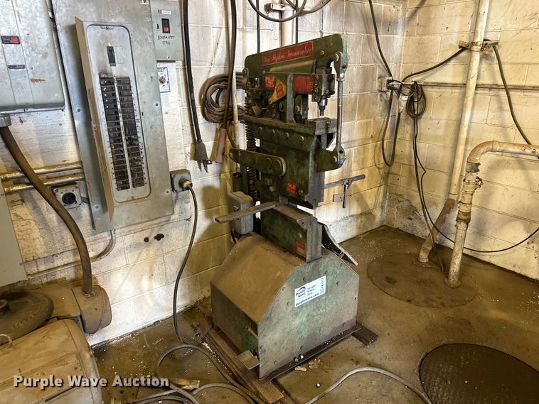 Uni-Hydro U1P914 punch machine - FK1757