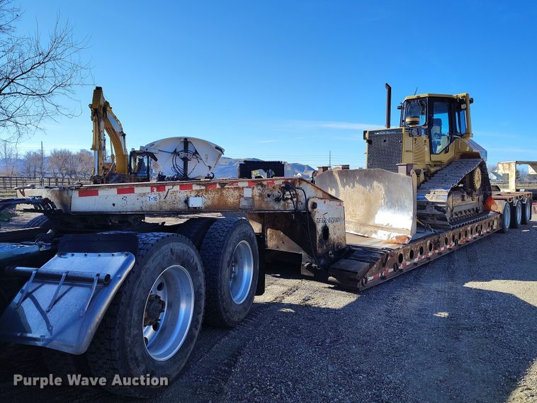1995 Dakota Manufacturing Co. Trail-Eze lowboy equipment trailer - DT0985