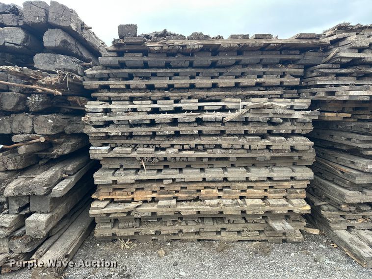 (18) crane mats - DV0842