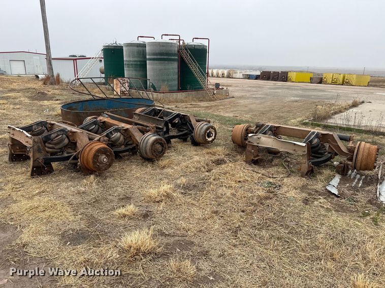 (4) steerable tag axles - DZ5162