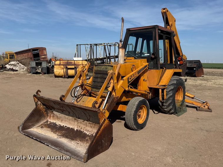 Case backhoe - DZ5261