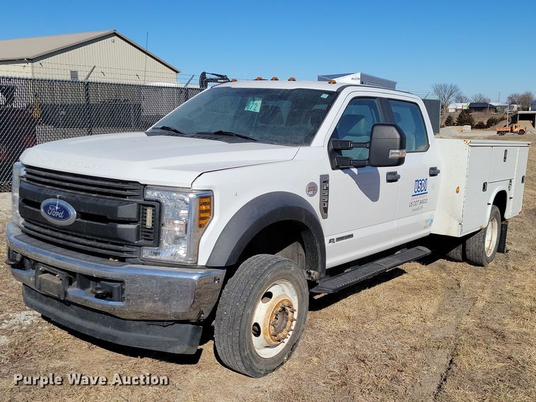 2019 Ford F550 utility / service truck - EA2874