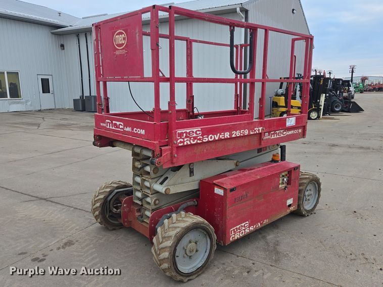 2015 MEC Crossover 2659 ERT scissor lift - EB1201