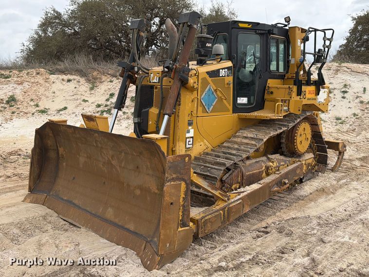 2017 Caterpillar D6T XL dozer - ED5156