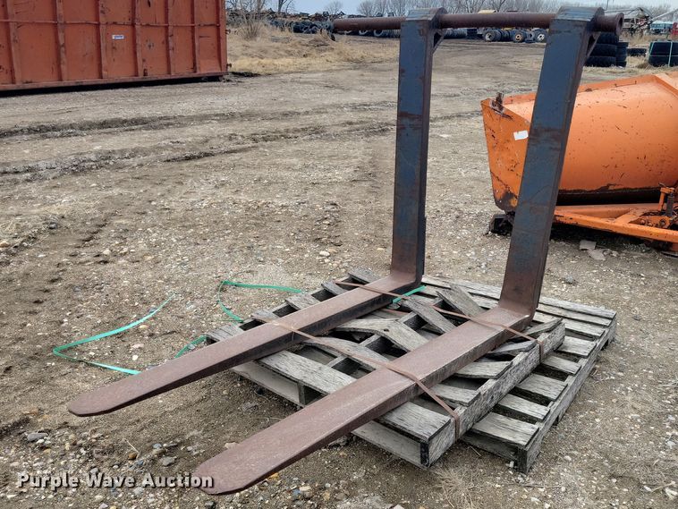 6' L wheel loader forks - EE0883