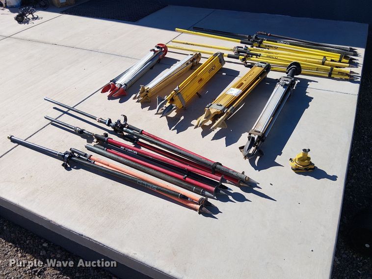 (12) tripods - EE5202