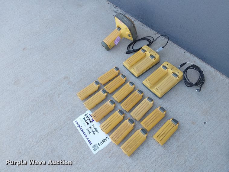 Topcon GR-5 GPS equipment - EE5205