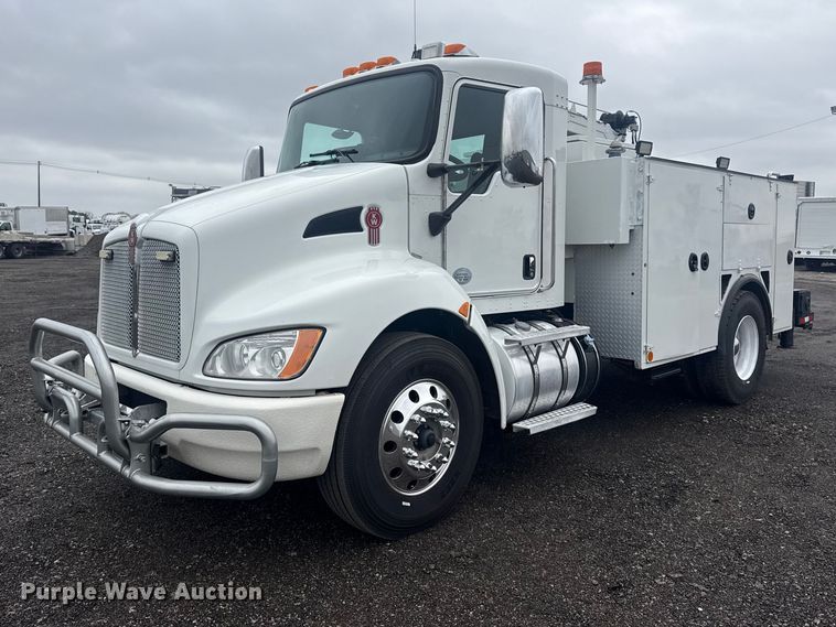 2015 Kenworth T370 utility / service truck - EG2169