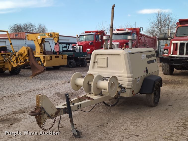 2005 Ingersoll Rand P185WJD air compressor - EG2753