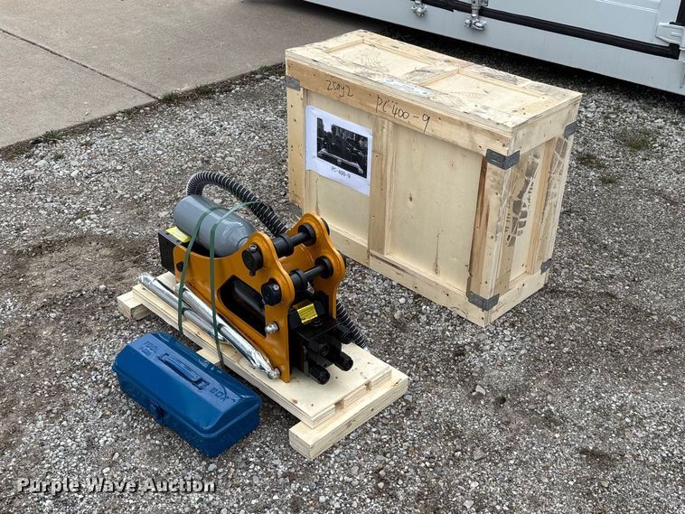 PC400 breaker - EO4036