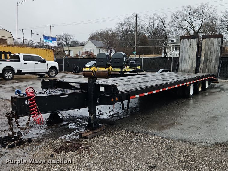 2019 Kaufman Trailers equipment trailer - EO7059