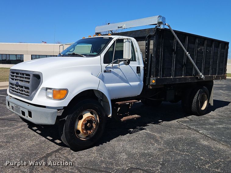 2000 Ford F650 Super Duty dump flatbed truck - EO7072