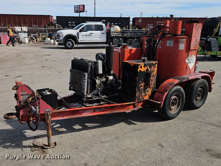 2002 Crafco SS 125 DC melter applicator - EO7120