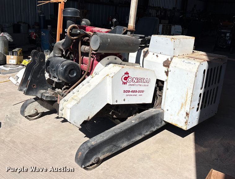 Meco M83RS concrete saw - ES8561