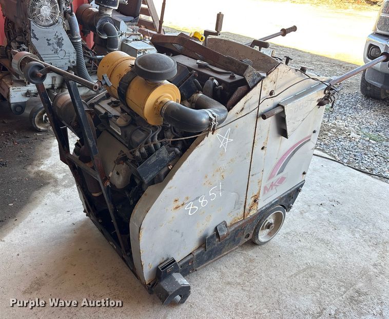 2015 MK Diamond MK-4030HY concrete saw - ES8562