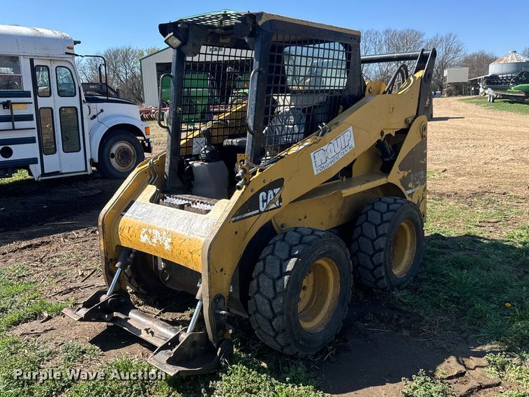 2005 Caterpillar 232B skid steer loader - ET1673