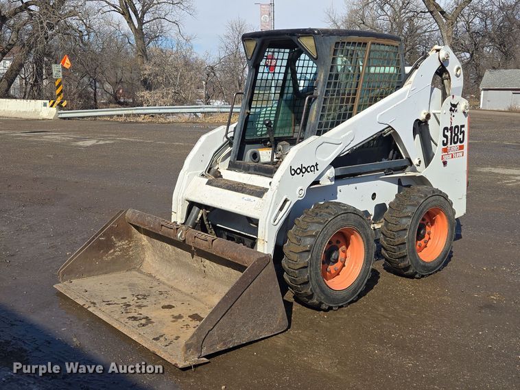 2002 Bobcat S185 skid steer loader - EV5592
