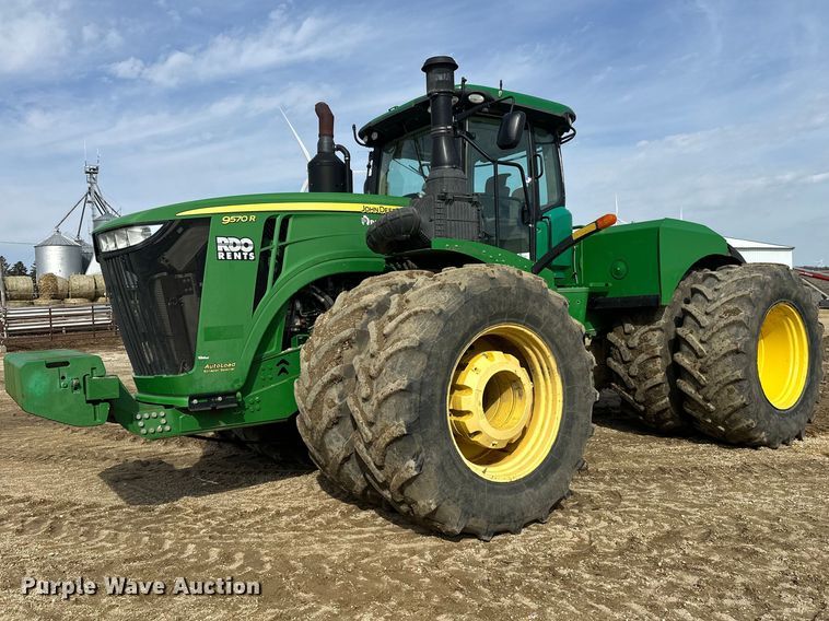 2015 John Deere 9570R Scraper Special 4WD tractor - FK1777