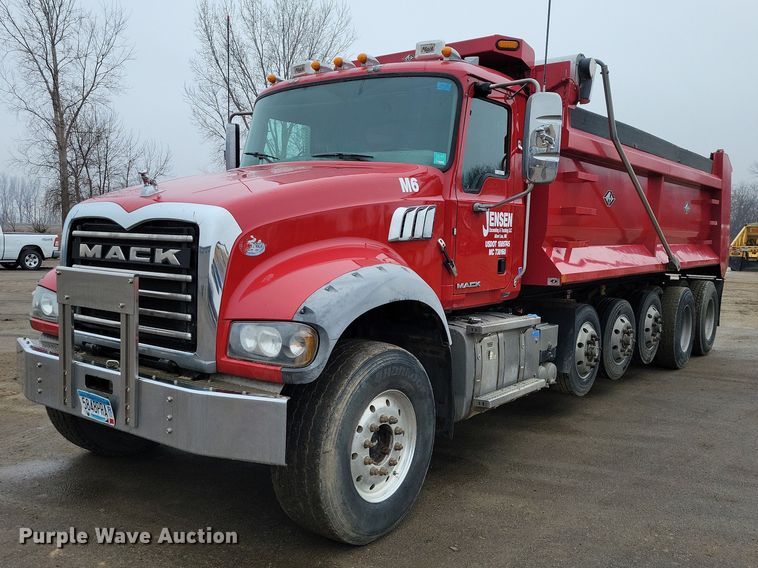 2017 Mack Granite GU713 dump truck - NK9851