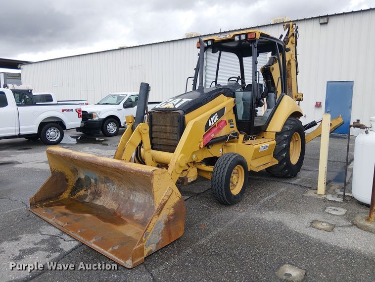 2010 Caterpillar 420E backhoe - YA2464
