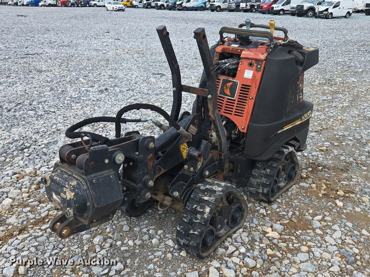 2015 Ditch Witch R300 cable plow - YA2703