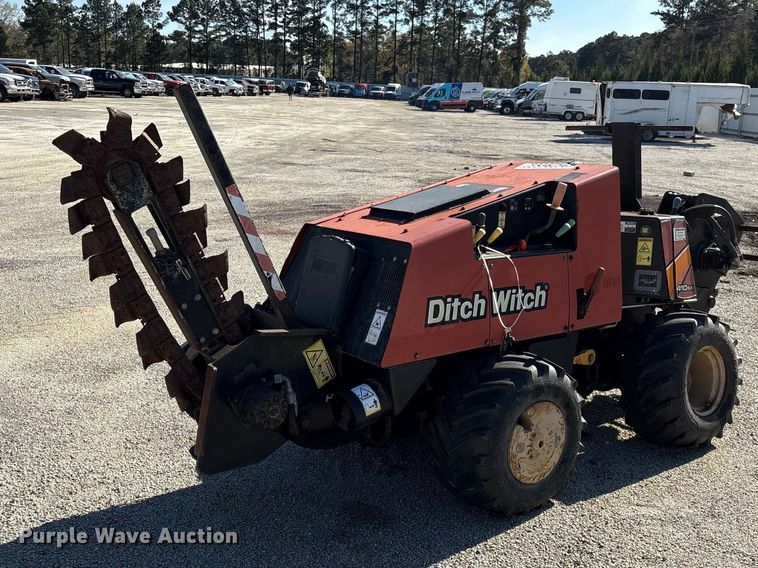 2017 Ditch Witch 410SX trencher - YA2707