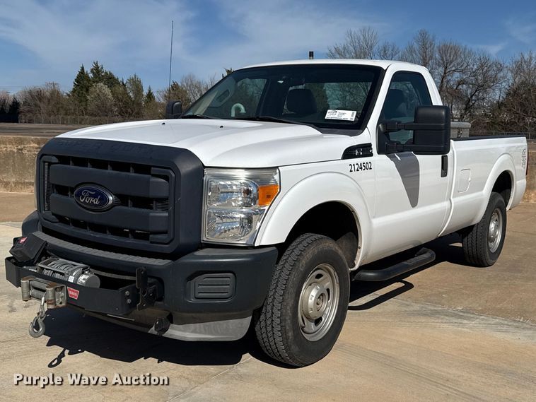 2012 Ford F250 Super Duty pickup truck - DR0999
