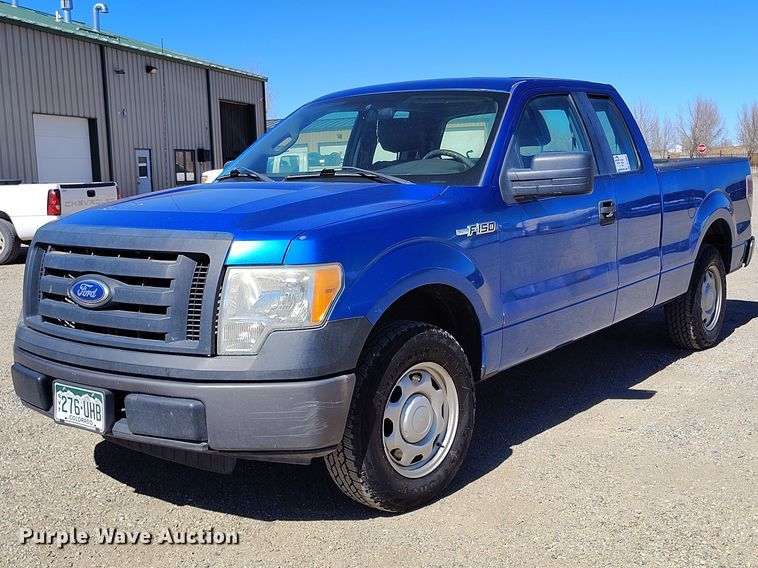 2010 Ford F150 Ext. Cab pickup truck - DT0980
