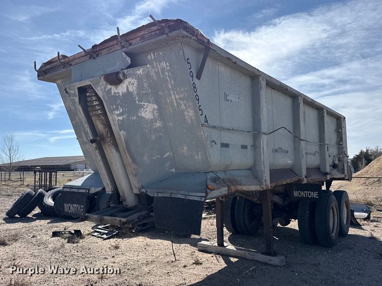 1992 Montone end dump trailer - DZ5275