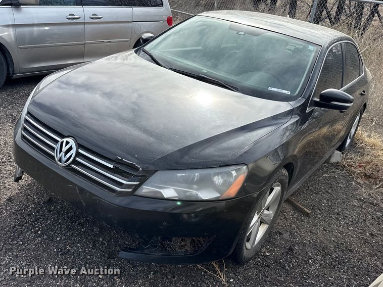 2013 Volkswagen Passat  - DZ5298