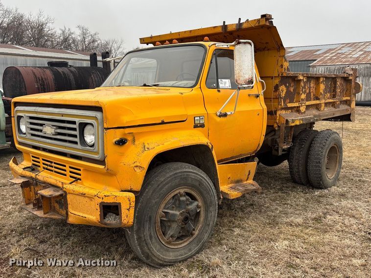 1982 Chevrolet C70 dump truck - EA4497